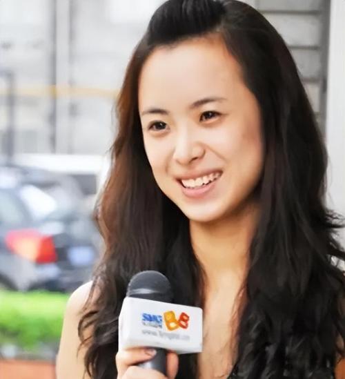最美主持王萌萌曾是东南卫视当家主持却在婚后淡出荧幕