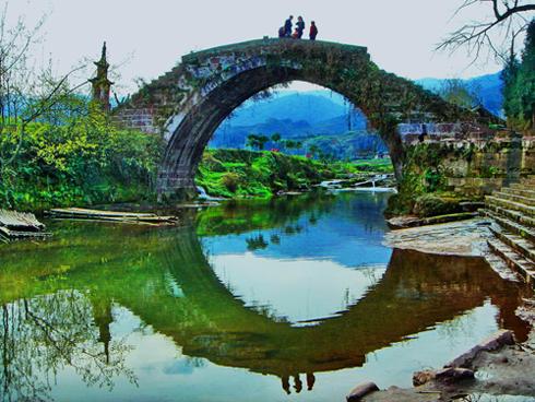 雅安市国家级生态乡镇上里古镇二仙桥景观.