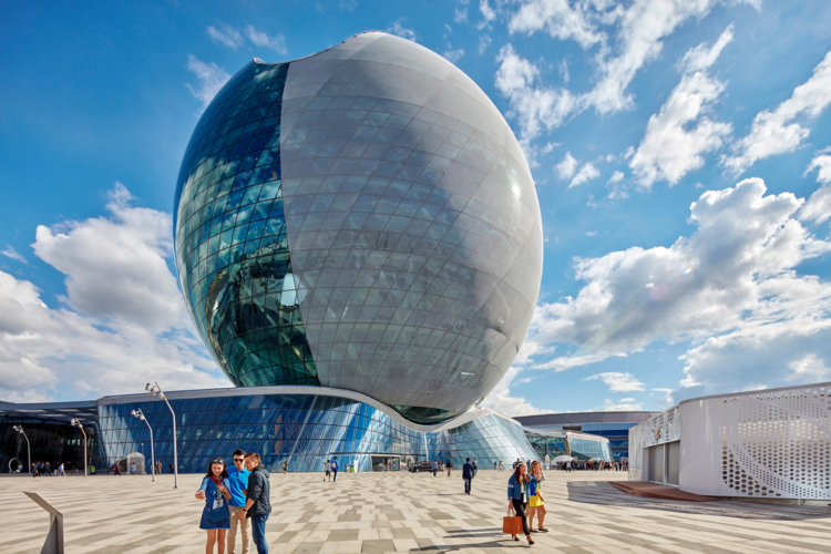 全球最新9个地标性"球形"建筑