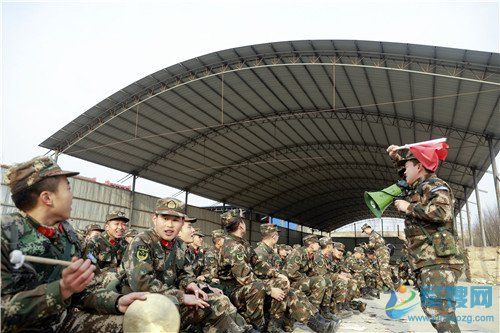 武警陕西总队机动支队2020年度野营拉练拉开序幕