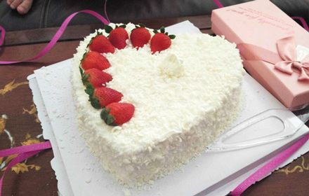 【廉江怡心酒店沿线】11寸巧克力爱心蛋糕1个,免费包装