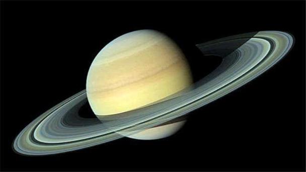 卡西尼号拍摄到的土星高清照是这个样子的