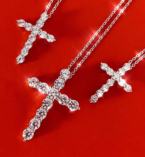 项链女吊坠挂件珍珠十字架银饰挂坠锁骨链简约气质小众设计感品牌