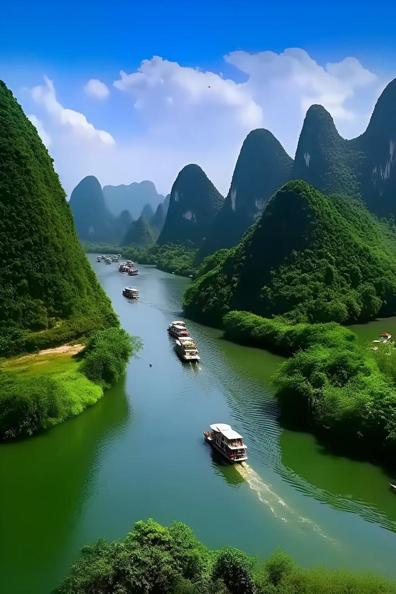 桂林山水甲天下,山清水秀,风景秀丽,邀请你欣赏美丽的风景#桂 - 抖音