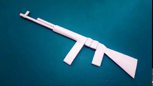 很酷的折纸玩具枪做法其实很简单吃鸡ak47折纸玩具学浪计划