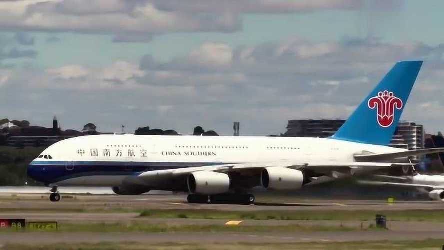 中国南方航空a380841b6136航班