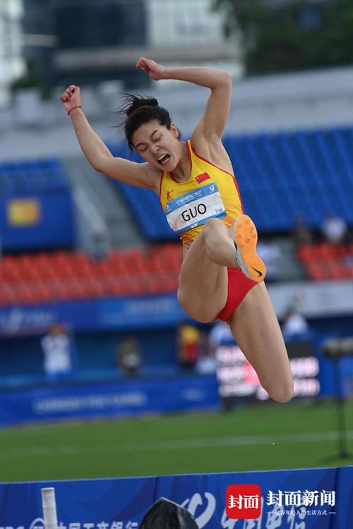 四川姑娘郭思佳获得成都大运会女子跳远第五名