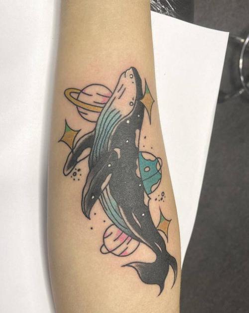 鲸鱼纹身套图_鲸鱼纹身图案大全图片 - 纹身秀