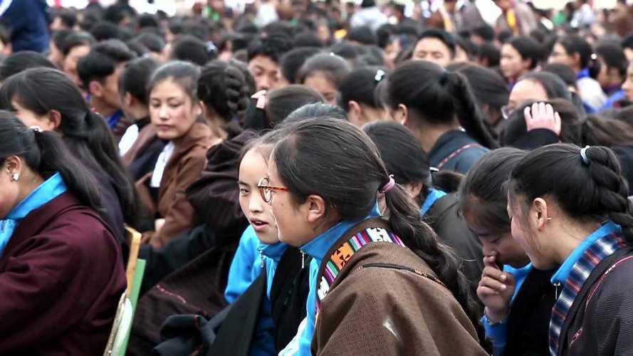 若尔盖藏文中学纪念恩师罗让尼玛 5.18