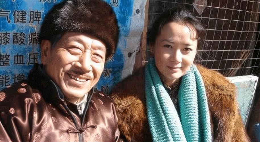 回顾演员王奎荣68岁娶31岁娇妻老来得女的他如今不敢老去