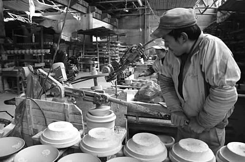 景德镇陶瓷发展之路:在传承中不懈创新