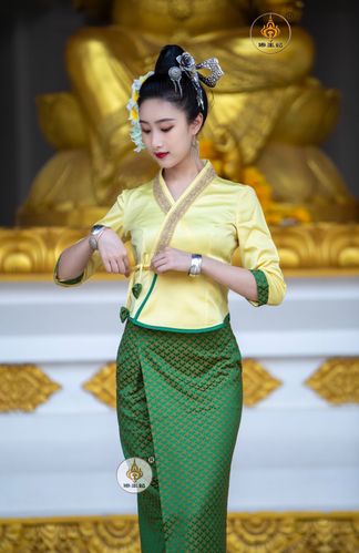 傣王妃服饰傣族传统服装女中袖片裙简约修身柔软舒适工作服日常服